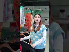 Il disegno e' molto luminoso, e' molto bello.